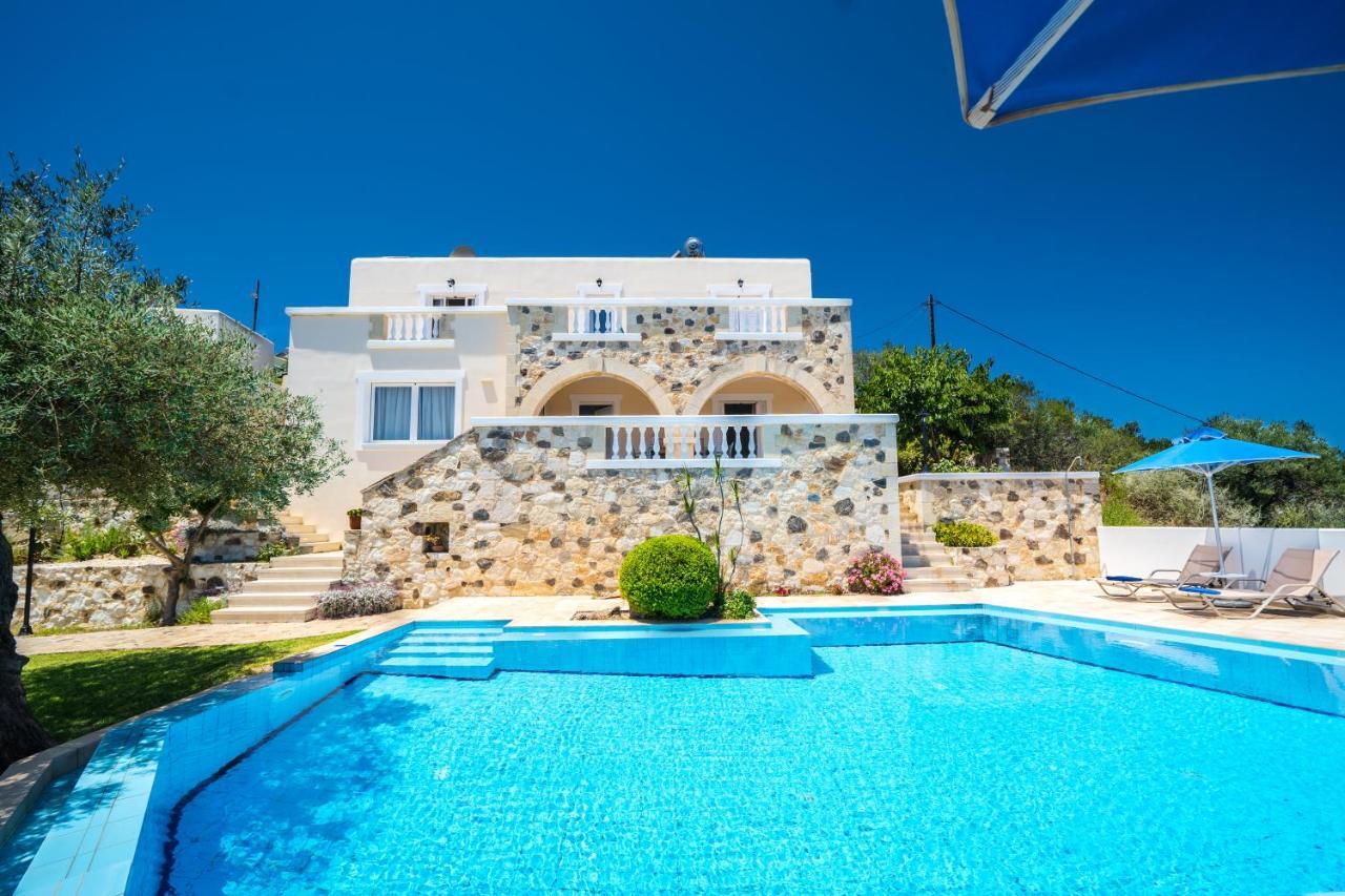 Ilios Village Stalos Bagian luar foto