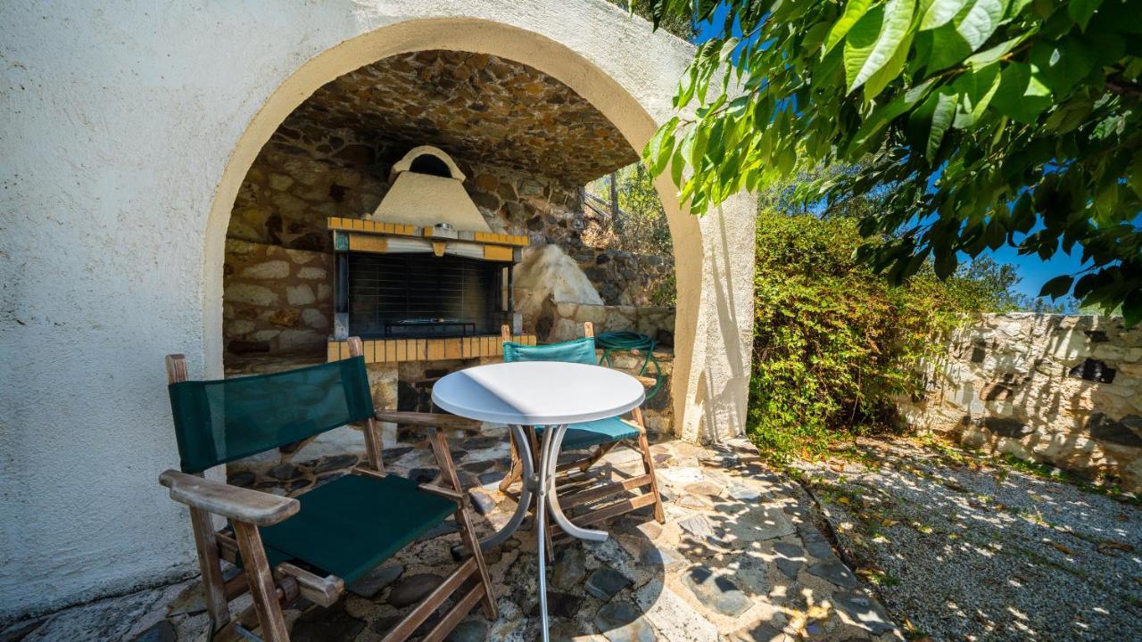 Ilios Village Stalos Bagian luar foto
