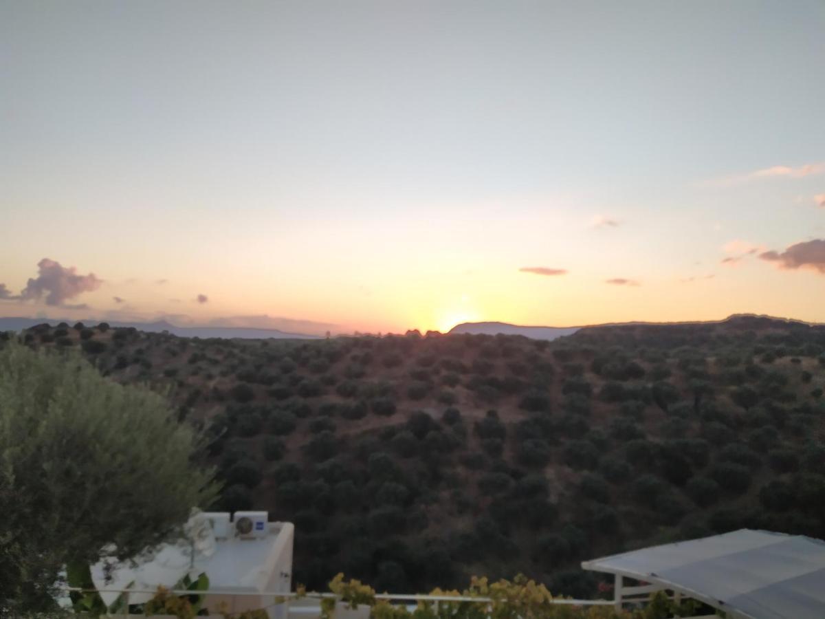 Ilios Village Stalos Bagian luar foto